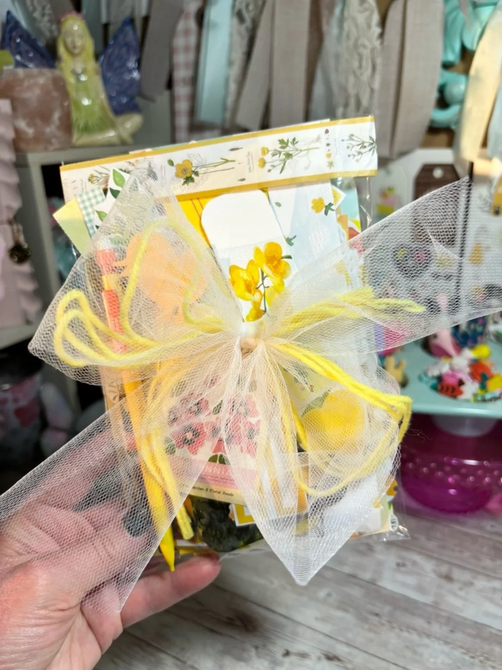 Yellow Junk Journal Paper Scrap Pack Kit 100 Pc Ephemera Planner Decor Scrapbook